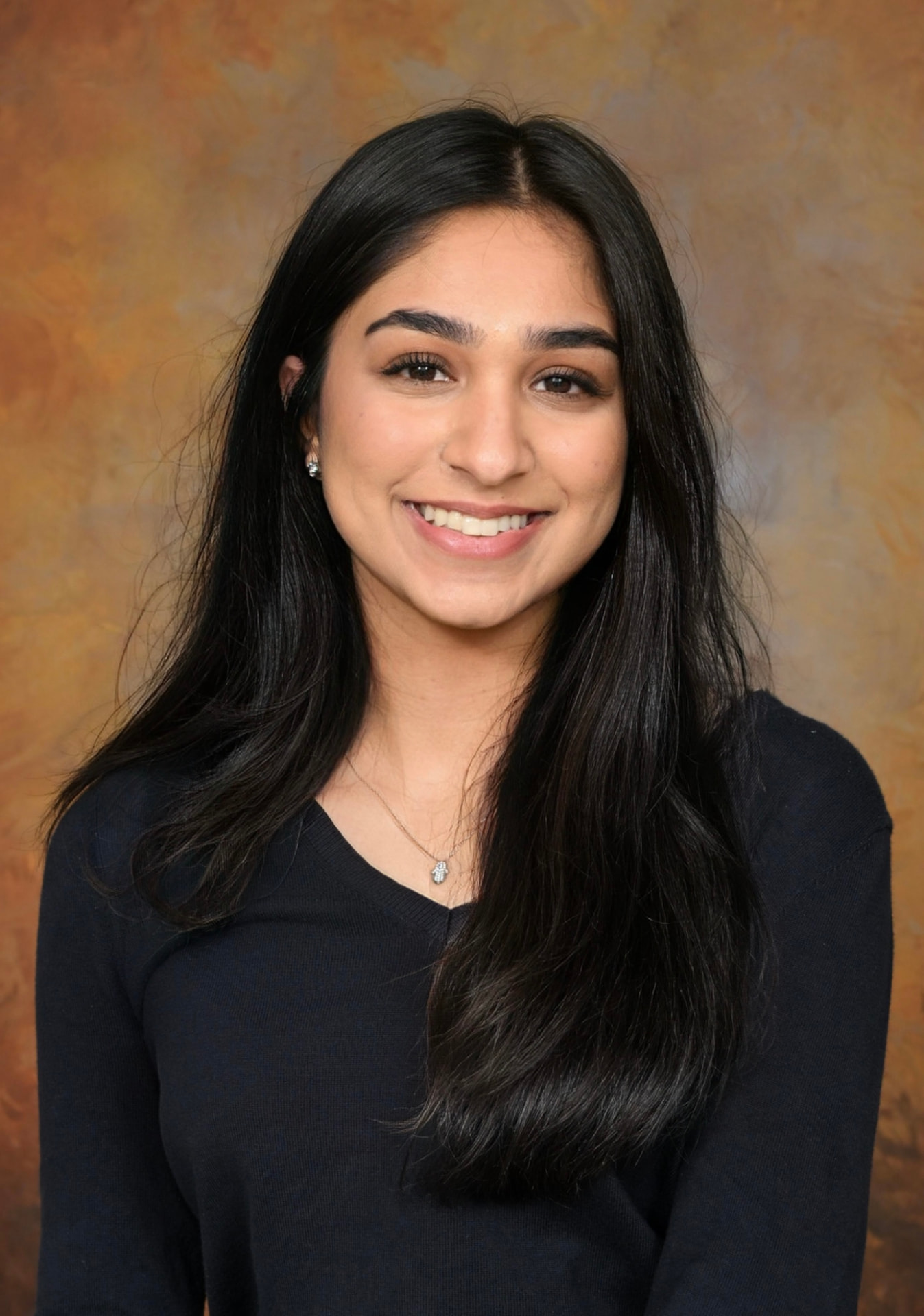 Portrait of Manaal Khalid, founder of The Autoimmune Network